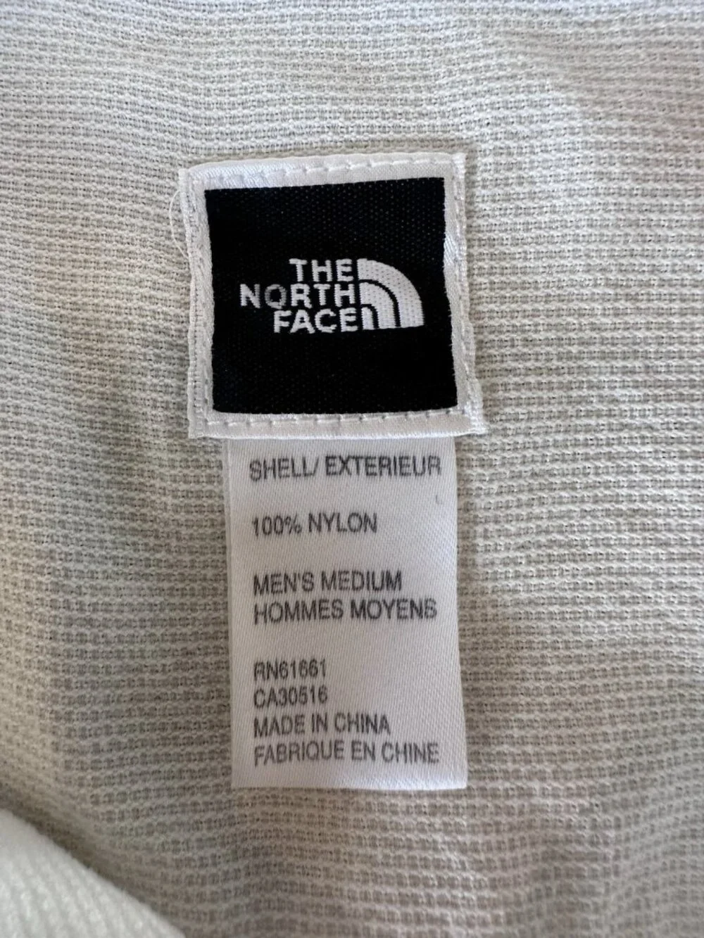 The North Face Men's Lightweight Long-Sleeve Button Up Med Shirt Gorpcore